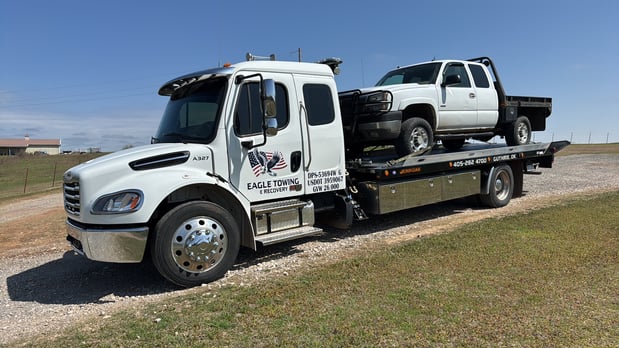 Images Eagle Towing & Recovery