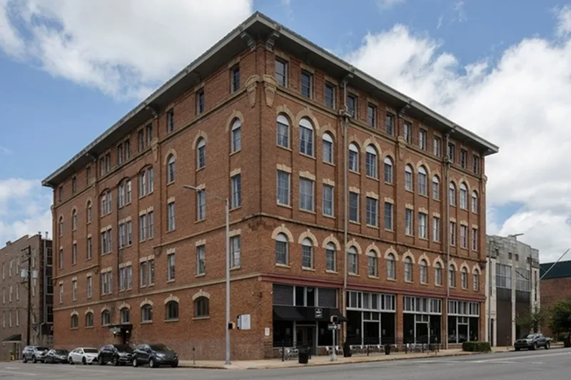 Images Goodall-Brown Lofts