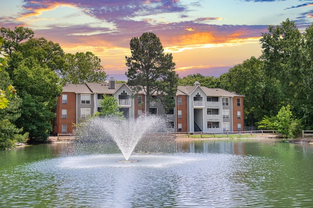 Images Ashley Park Apartments