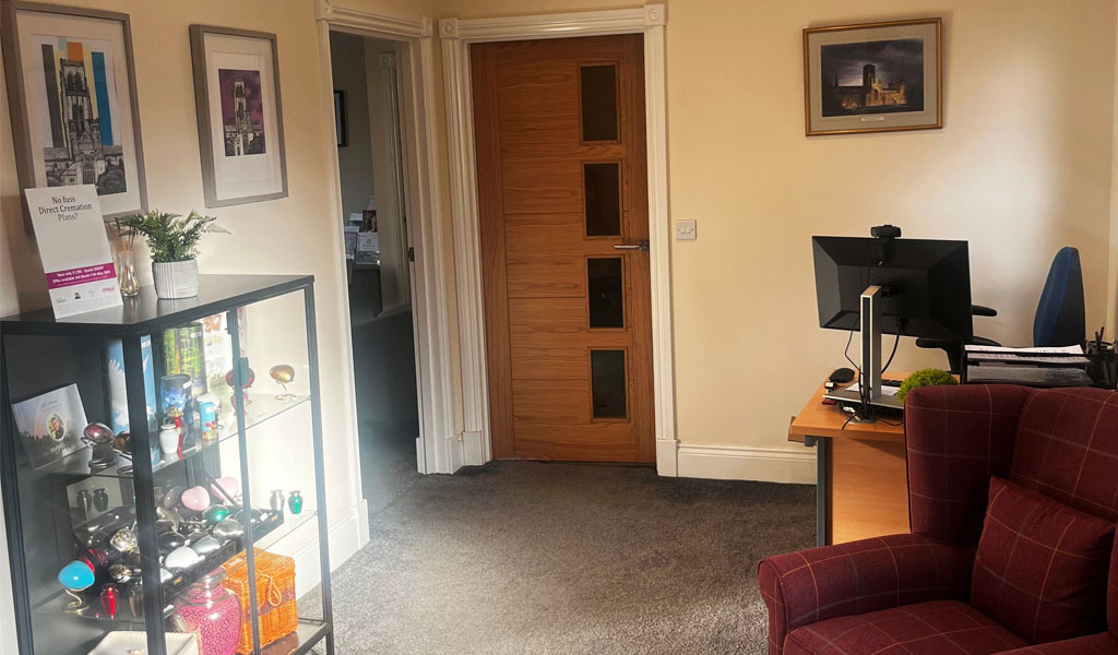 Images Gordon Fletcher & Sons Funeral Directors