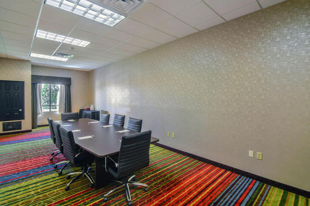 Images Holiday Inn Arlington NE-Rangers Ballpark by IHG
