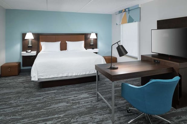 Images Hampton Inn & Suites Panama City Beach-Pier Park Area