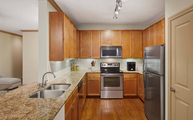 Images Camden Amber Oaks Apartments