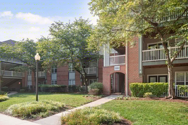 Images Camden Ashburn Farm Apartments