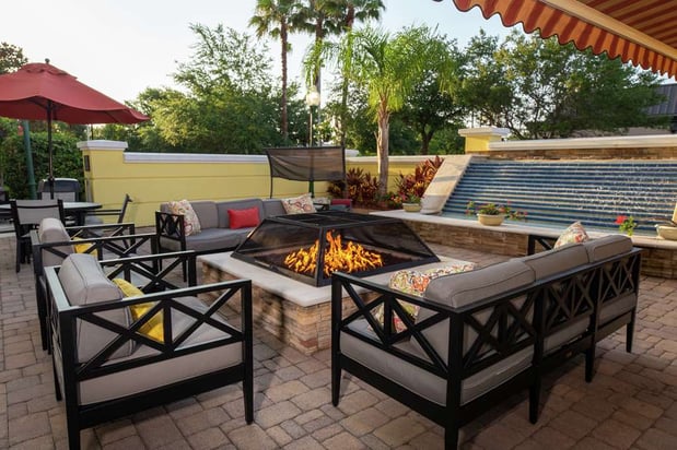 Images Hampton Inn & Suites Jacksonville Deerwood Park