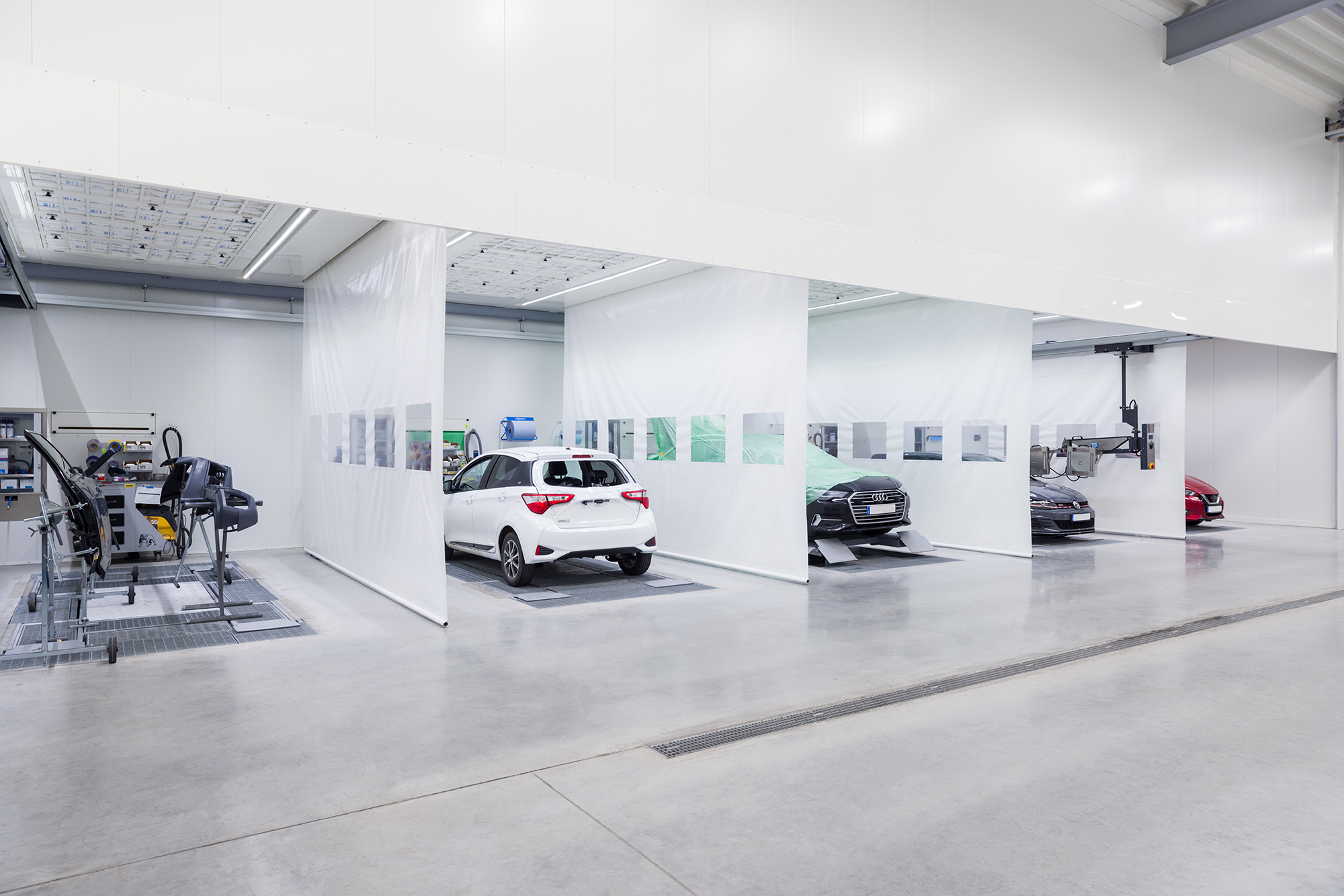 Bild 4 Schanz Karosserie & Lack GmbH (Identica) in Neuenstadt am Kocher