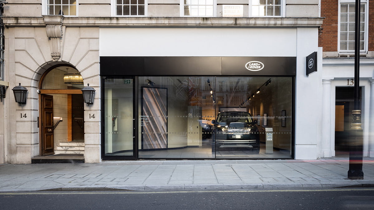 Stratstone Land Rover Mayfair Dealership Exterior