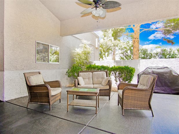 Images Country Club at Valley View - 55+ Senior Apartments