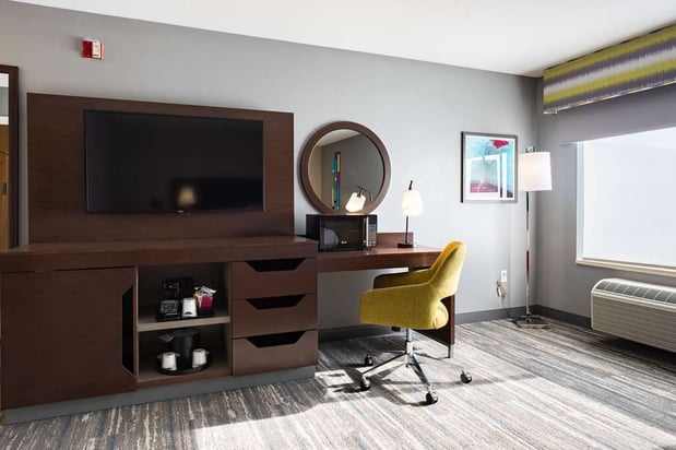 Images Hampton Inn & Suites Salt Lake City Airport