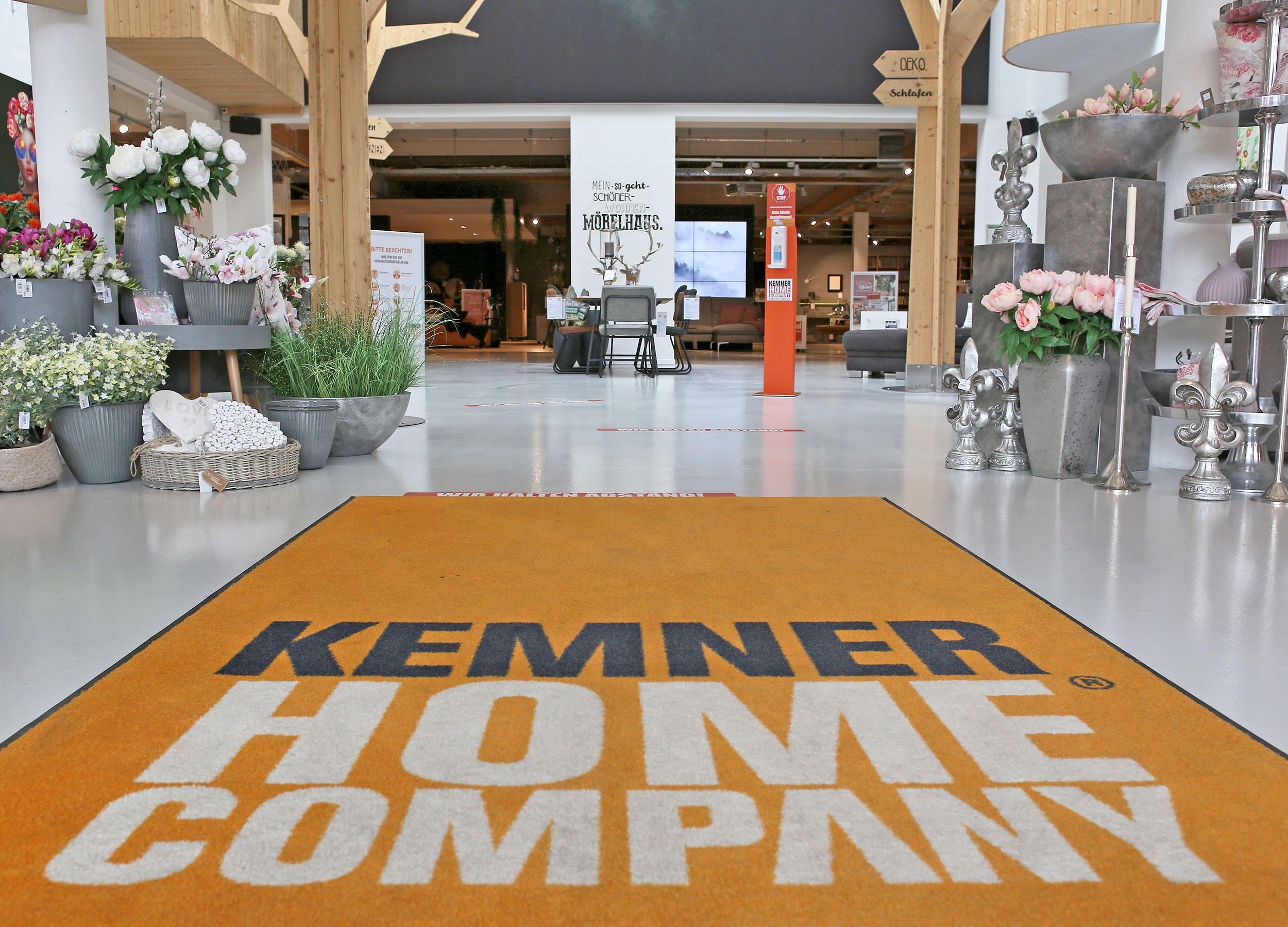 Kemner Home Company Möbelhaus Eingangsbereich