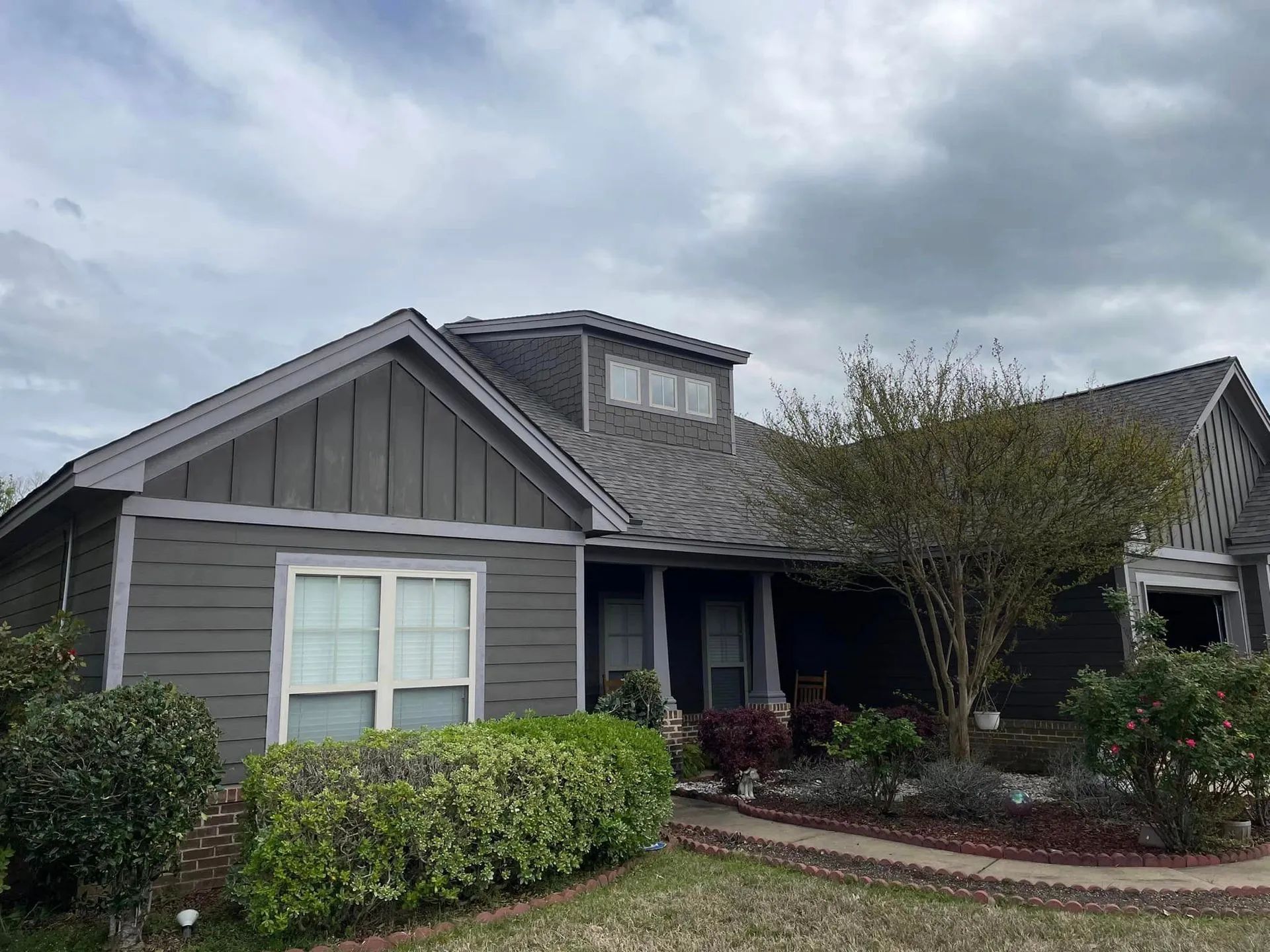 Crimson Roofing Image