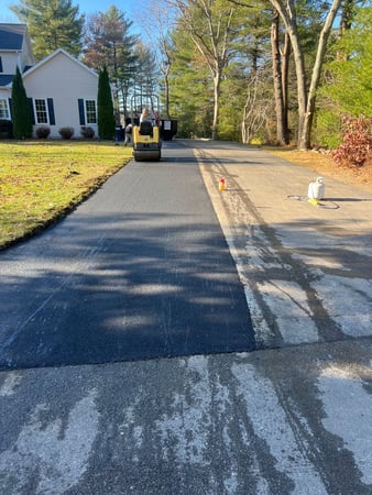 Images Tar-Maax Paving