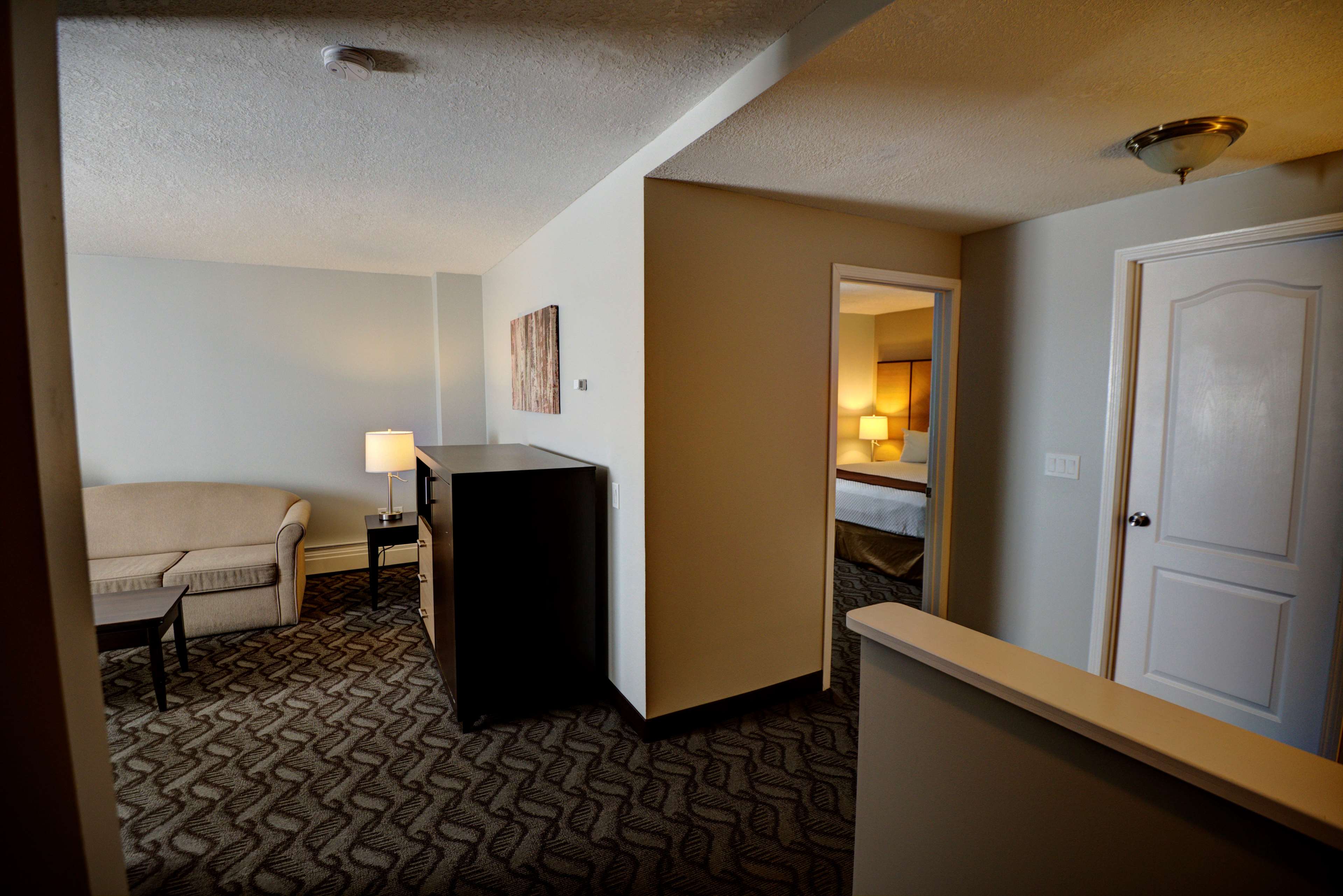 Best Western Airdrie in Airdrie: King Suite with Separate Living Room