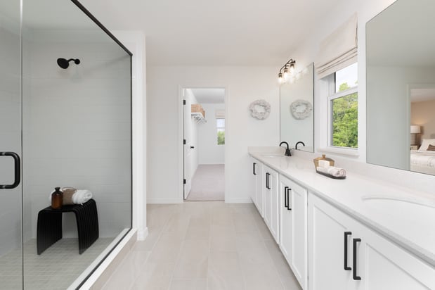 Images Hawks Run by Ashton Woods