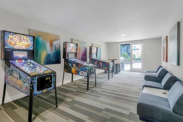 Images Aster Apartments