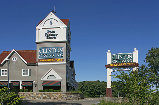 Images Clinton Premium Outlets