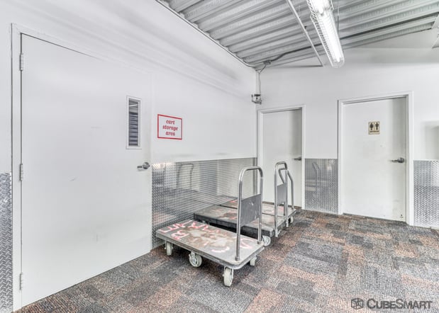 Images CubeSmart Self Storage