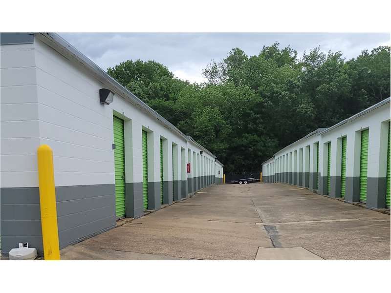 Exterior Units - Extra Space Storage at 5675 Summer Ave, Memphis, TN 38134