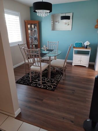 Images Grizzly's Discount Flooring