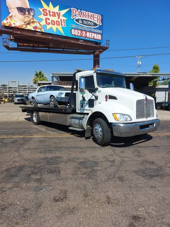 Images Freeway Towing & Storage North Phoenix