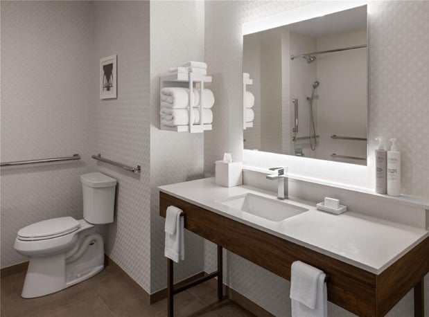 Images Hampton Inn & Suites Richmond/Glenside