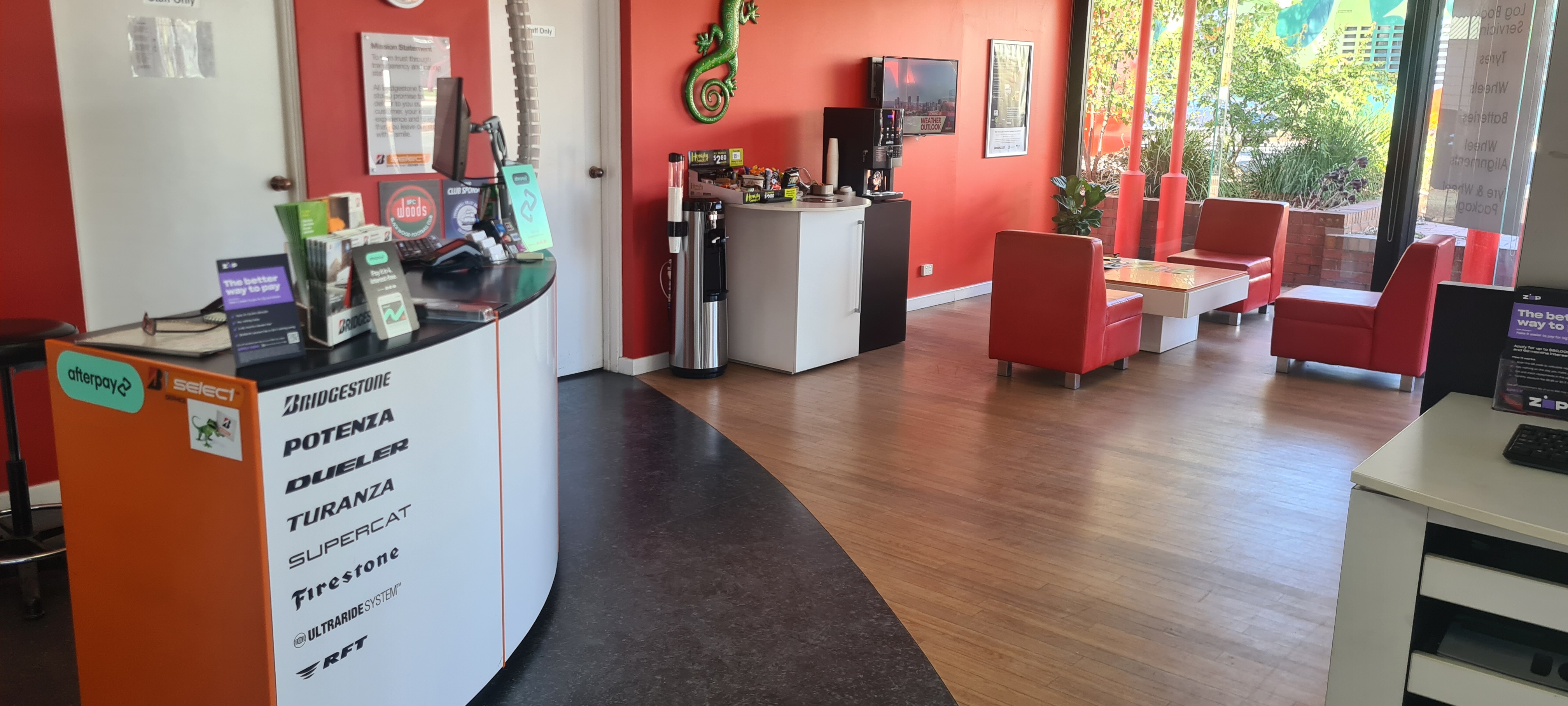 Images Bridgestone Select Tyre & Auto Blackwood
