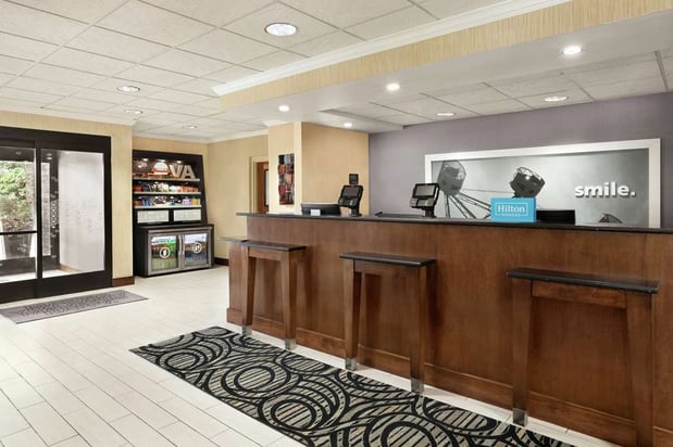 Images Hampton Inn Richmond-North/Ashland