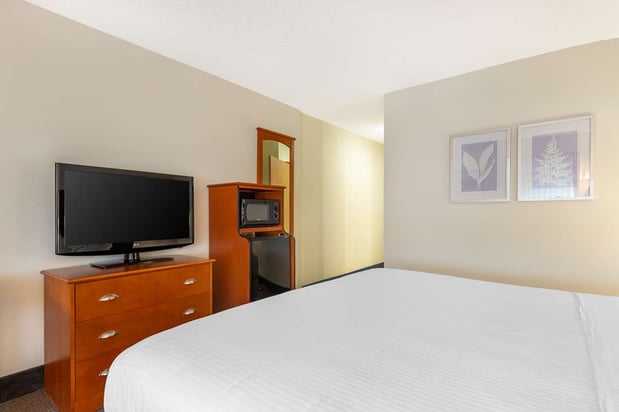 Images Best Western Plus University Park Inn & Suites