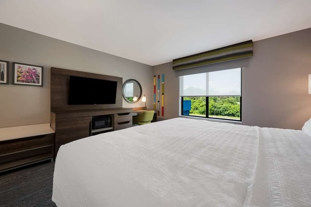 Images Hampton Inn by Hilton Detroit Southfield