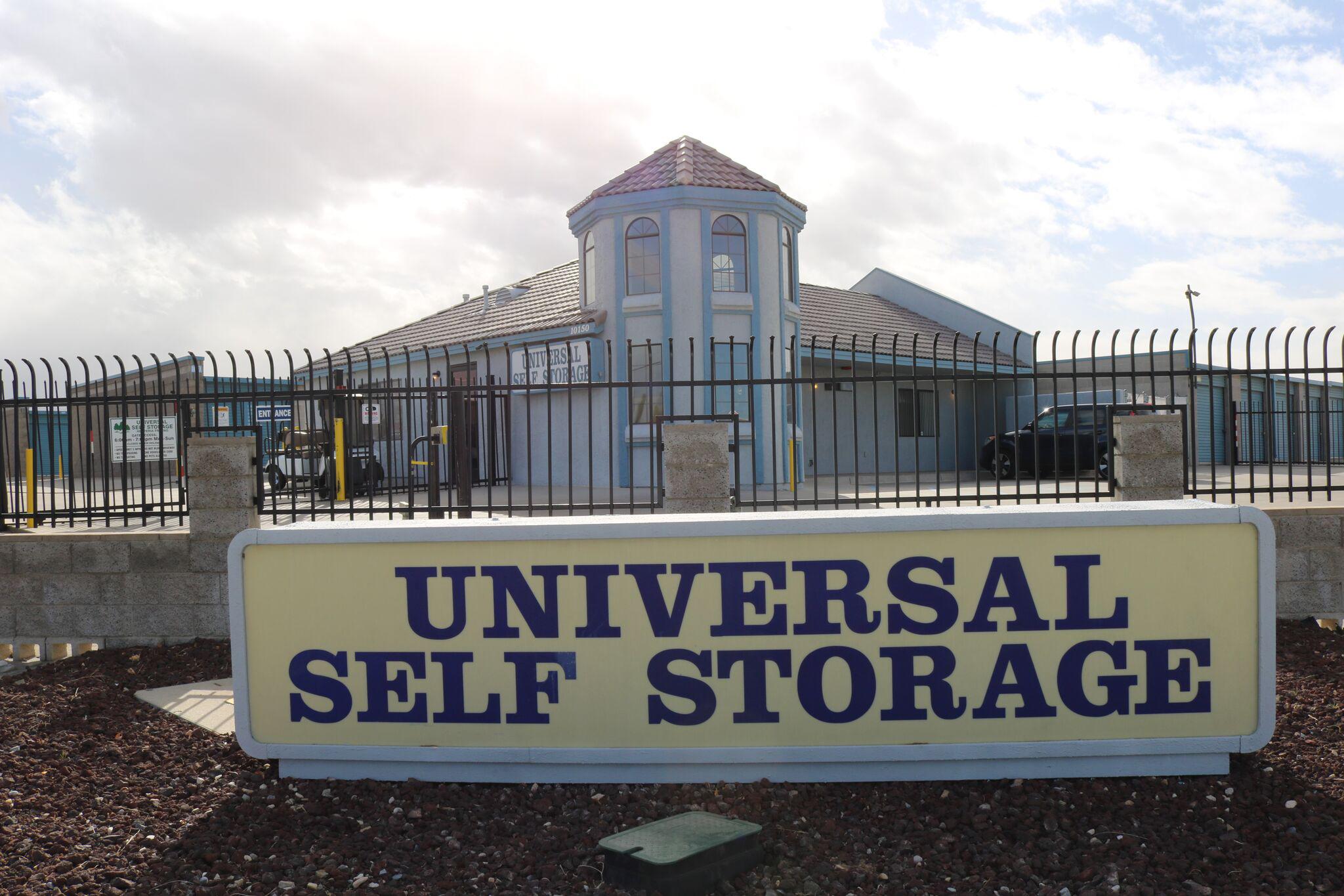 Hesperia Universal Self Storage Photo