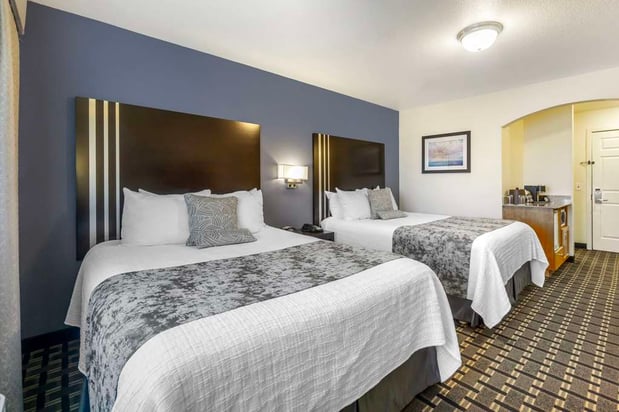 Images Best Western Plus Edmonds Harbor Inn