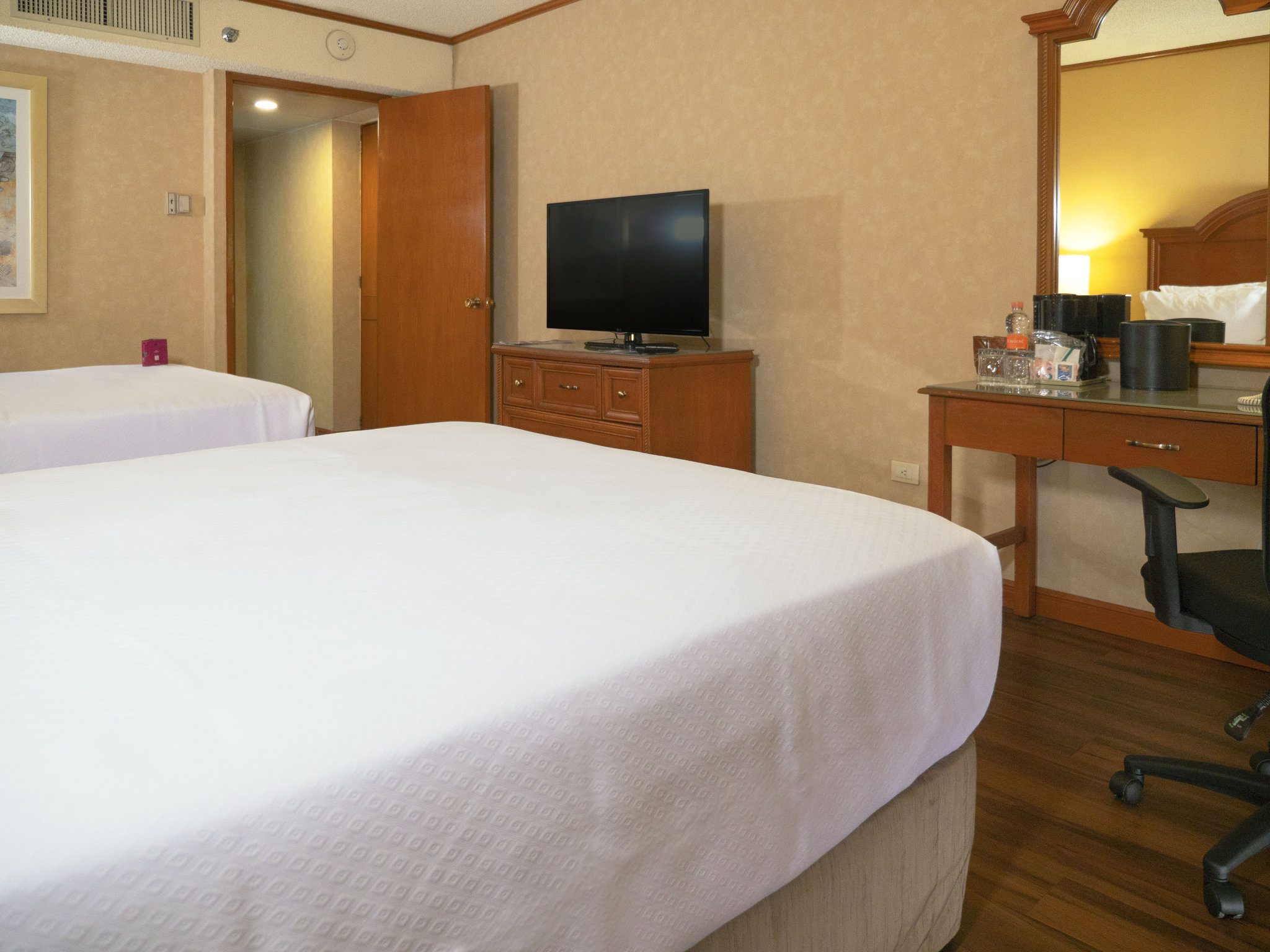 Images Crowne Plaza Monterrey by IHG