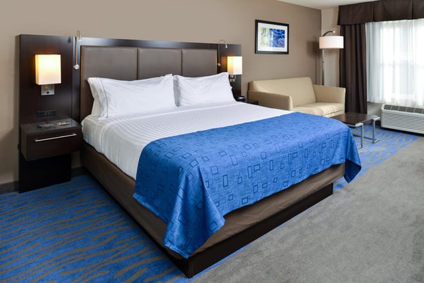 Images Holiday Inn Express & Suites St. Louis West-O'Fallon by IHG