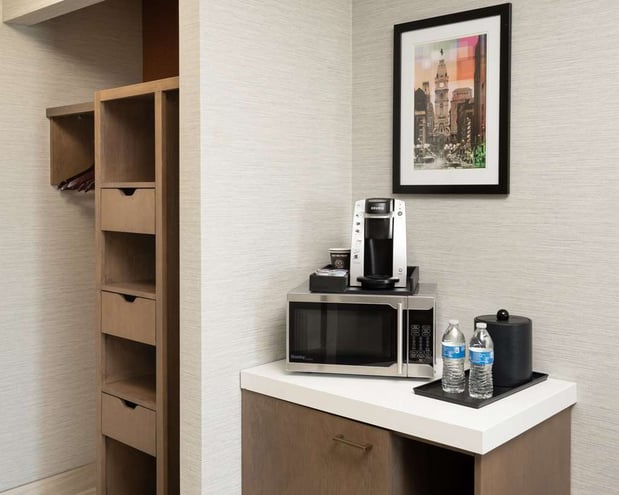 Images Hilton Garden Inn Philadelphia Center City