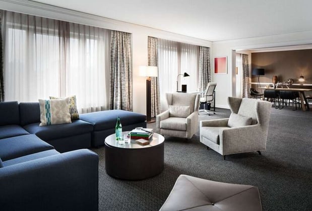 Images The Logan Philadelphia, Curio Collection by Hilton