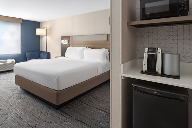 Images Holiday Inn Express & Suites Freeport - Brunswick Area by IHG