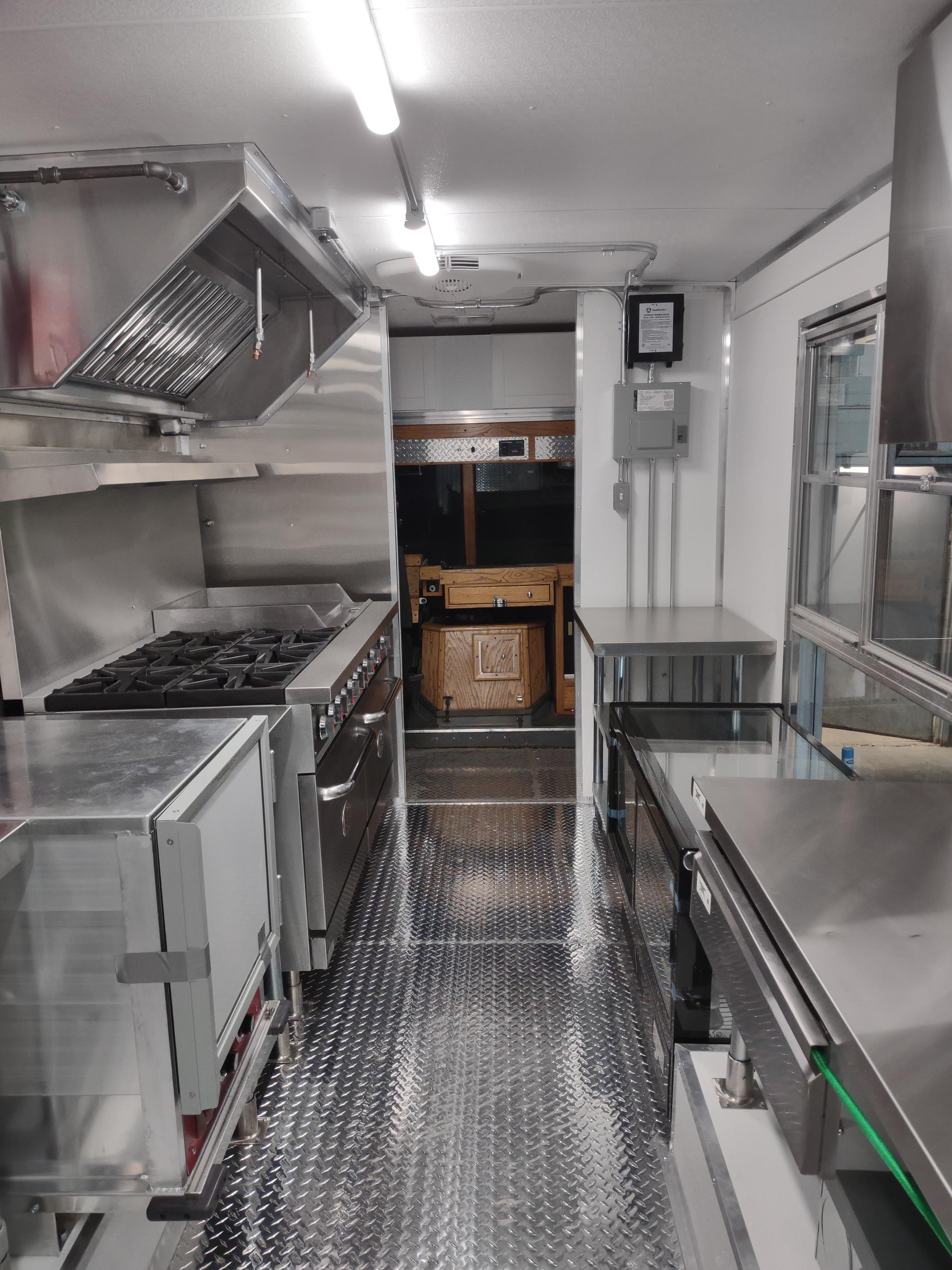 At Mobile Kitchen Fabrication in Denver, CO, we understand the importance of a captivating Food Truck Design. Our design experts collaborate closely with you to create a visually appealing and functional food truck that represents your brand and attracts customers.