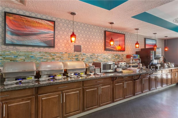 Images Best Western Plus Gallup Inn & Suites