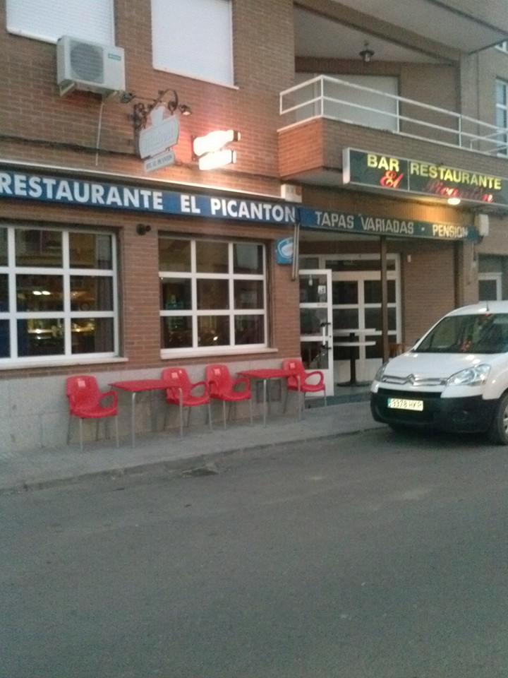 Images Hostal Restaurante El Picantón