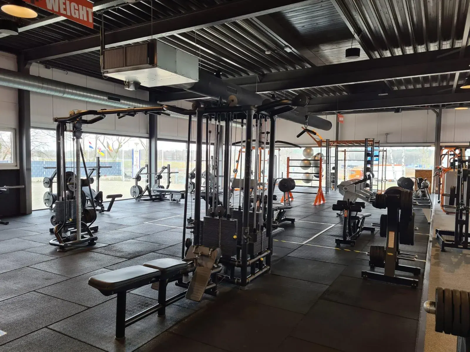 Foto's Basic-Fit 24/7