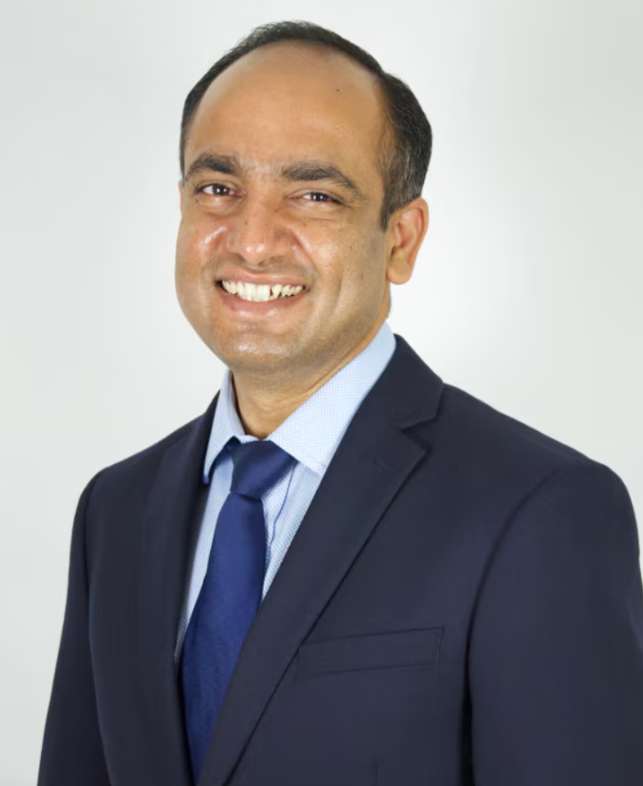 Mr Karuppaiah is a Consultant Orthopaedic Surgeon and academic at King&rsquo;s College Hospital, London.