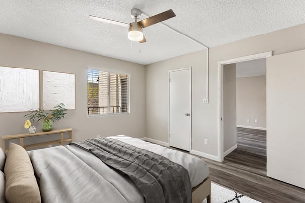 Images Rise Thunderbird