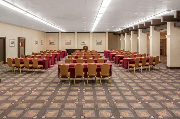 Images Crowne Plaza Albuquerque by IHG