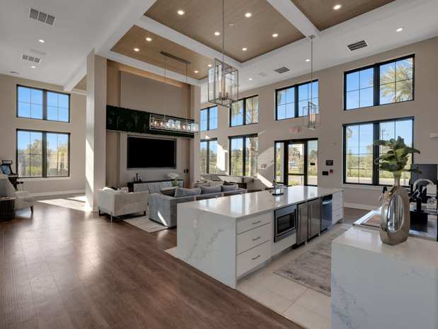 Images Drift Luxury Apartment Homes