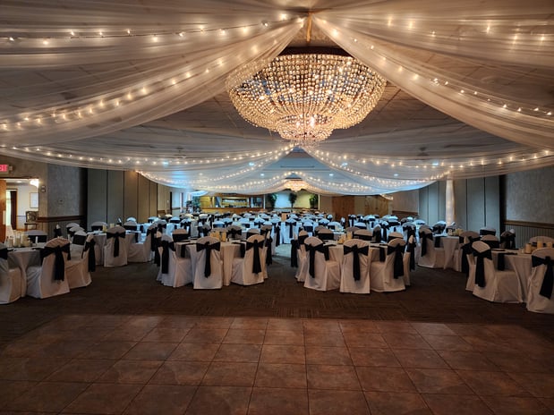 Images Blainbrook Entertainment Center