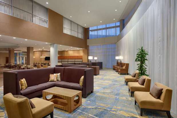 Images Hilton Baltimore BWI Airport