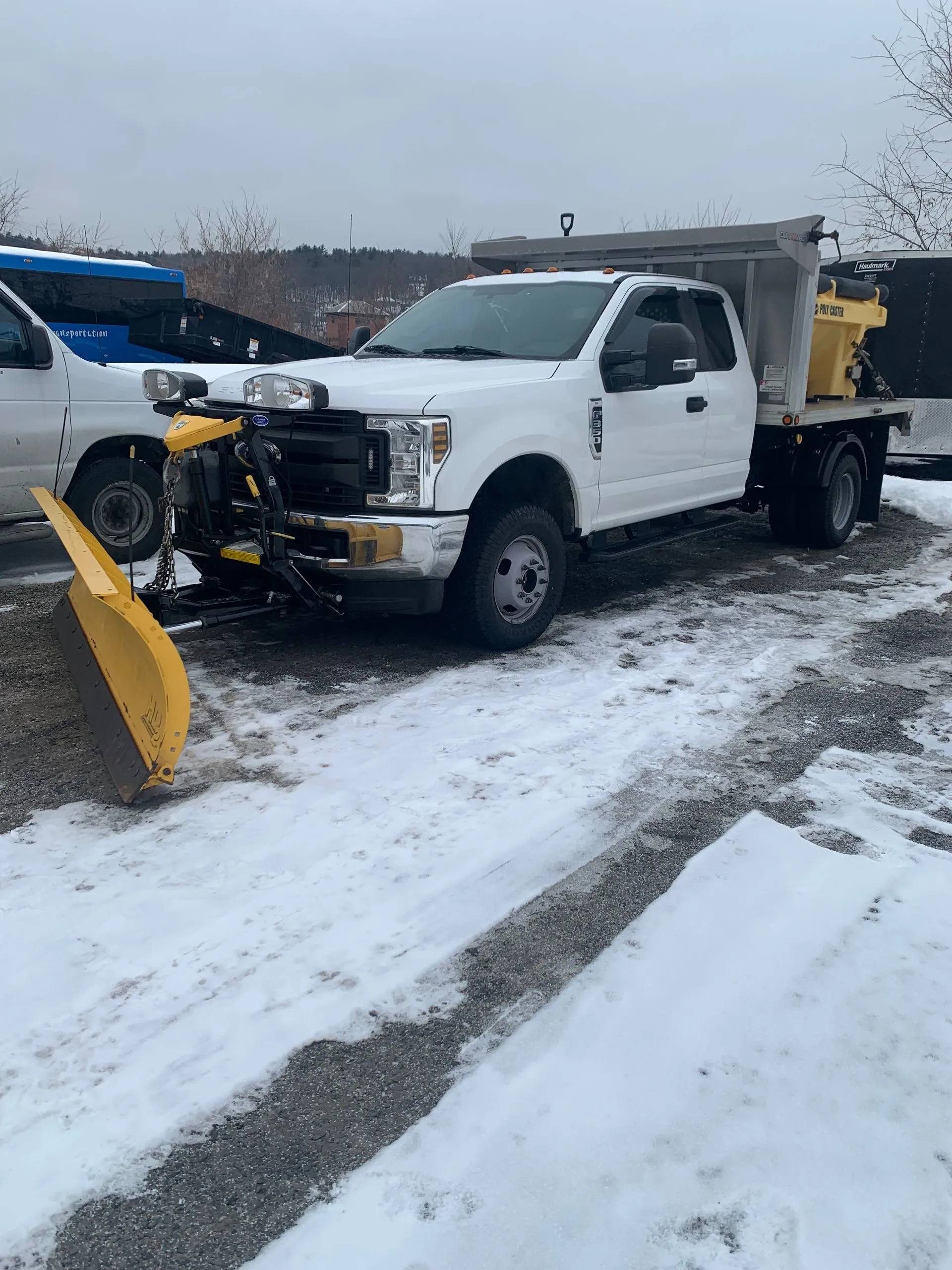 R & M Construction Landscaping Inc Image