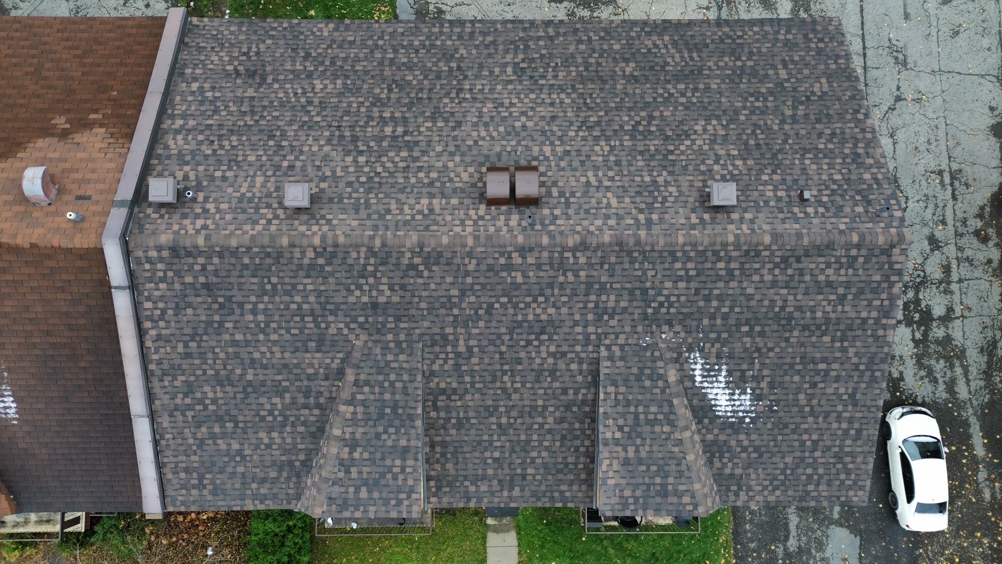 Images Toitures F. Mayer - Déneigement de toiture, Couvreur Terrebonne