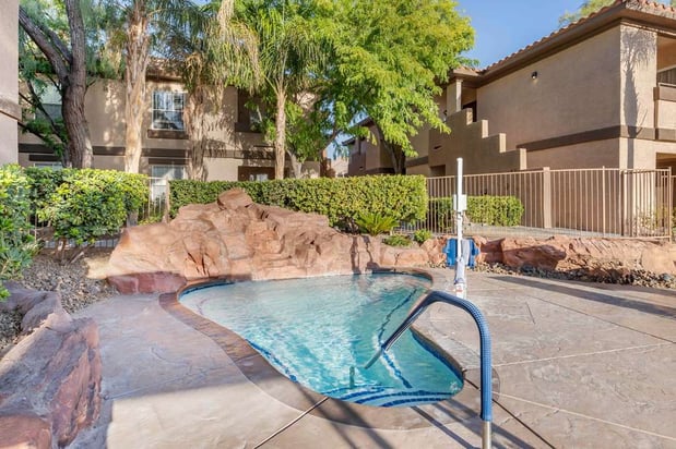 Images Hilton Vacation Club Desert Retreat Las Vegas