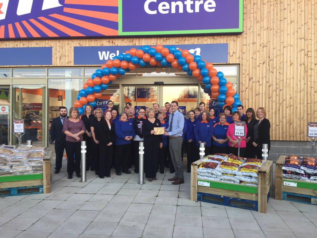 Sheena Dunsmore from the Kidney Kids Charity was B&M's VIP guest at the opening of its new store in Stenhousemuir.